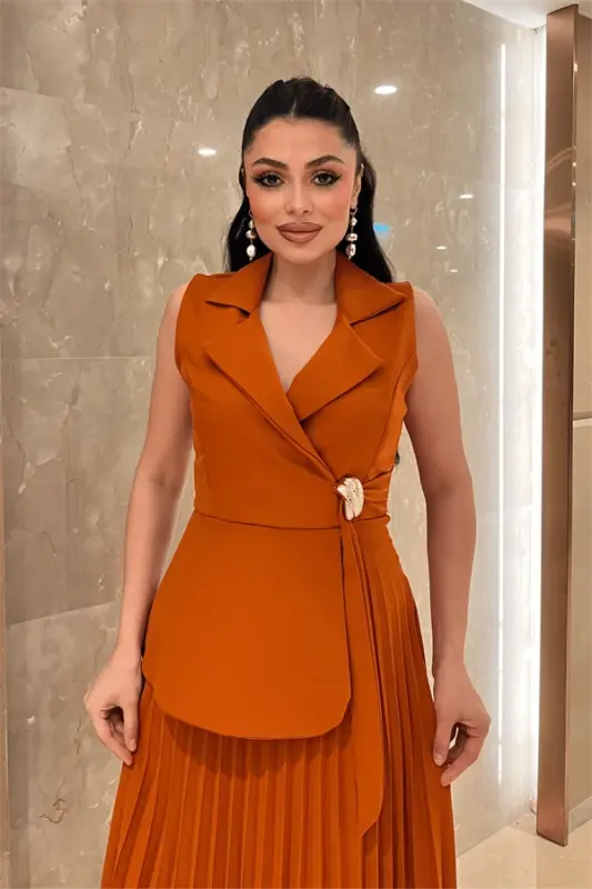 Krep Kumaş Plise Detaylı Elbise - KİREMİT - 3