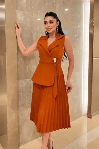 Krep Kumaş Plise Detaylı Elbise - KİREMİT - 4