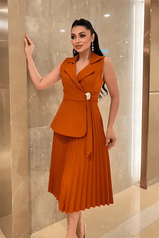 Krep Kumaş Plise Detaylı Elbise - KİREMİT - 4