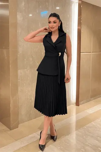 Krep Kumaş Plise Detaylı Elbise - SİYAH - BÜYÜKBEDENIZ (1)