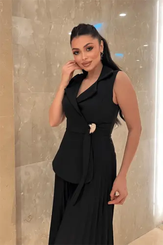 Krep Kumaş Plise Detaylı Elbise - SİYAH - 3