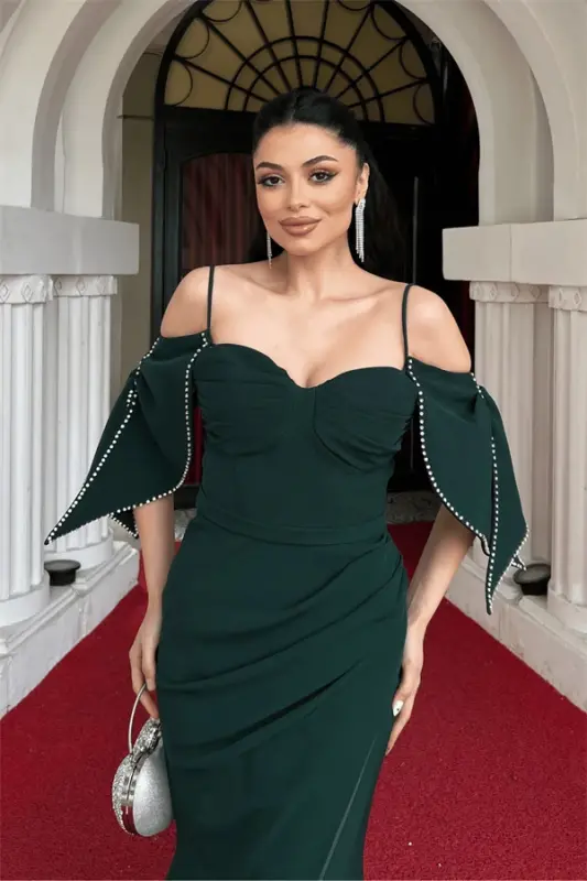 Креп Ткань Платье Рыбка с Деталями на Плечах - ИЗУМРУДНО-ЗЕЛЁНЫЙ - 3