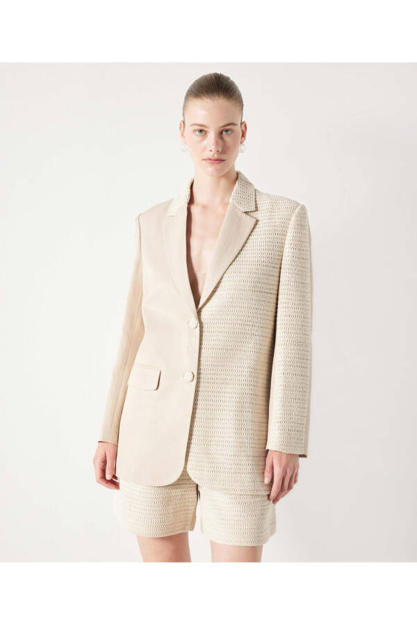 Kroshe bezatilgan blazer - 17