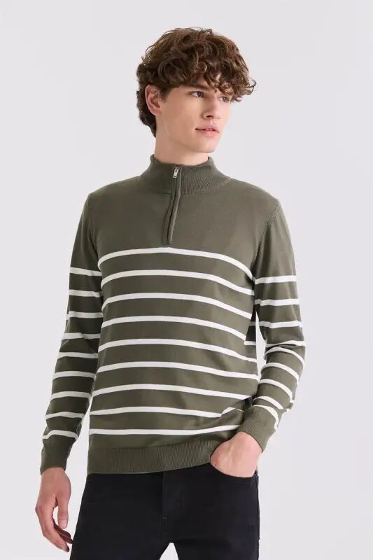 Küf Yeşili Slim Fit Yarım Balıkçı Triko Kazak - Jakamen