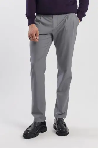 Kulrang Comfort Fit qo'sh cho'ntakli, qopqoqli, buklamali yon cho'ntakli shim 