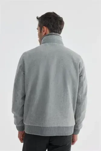 Kulrang issiqlik beruvchi moʻynali yoqali jun palto - 4