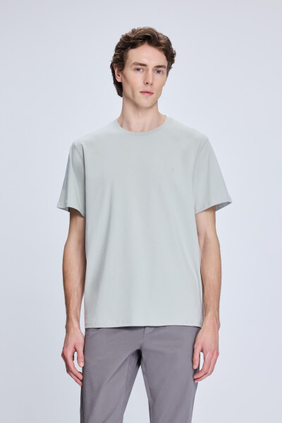 Kulrang oddiy mos keladigan velosiped yoqali paxta trikotaj futbolka 