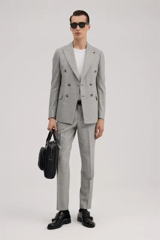 Kulrang Slim Fit katakli ikki tugmali kostyum - 3