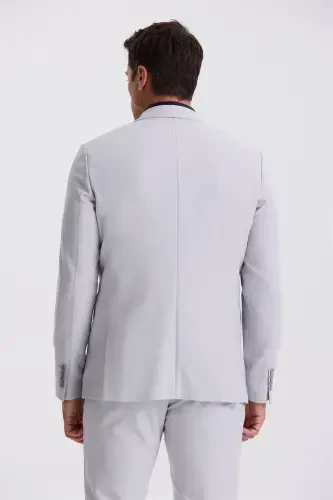 Kulrang torsimon, mono yoqali, juft yirtiqli yelek bilan slim fit kostyum - 4