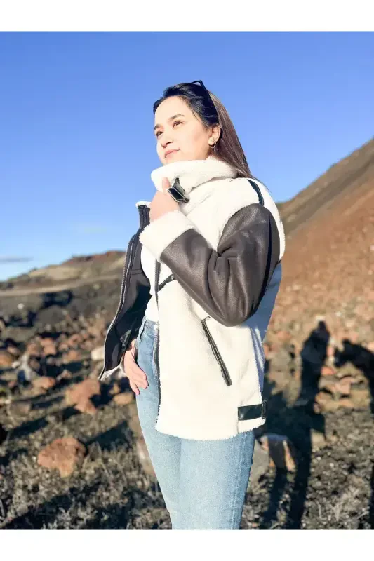 Куртка-байкер укороченная из искусственной замши с искусственным мехом внутри - ЧЕРНЫЙ - 4