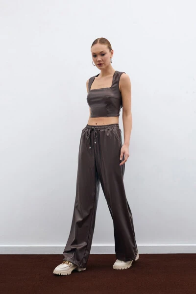 Kvadrat bo'yinli charm crop top - qorong'i jigarrang - 4