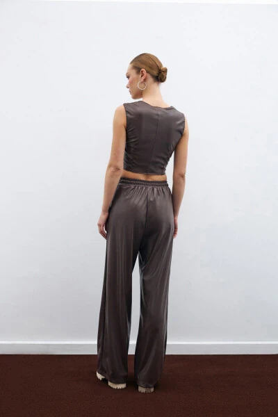 Kvadrat bo'yinli charm crop top - qorong'i jigarrang - 5