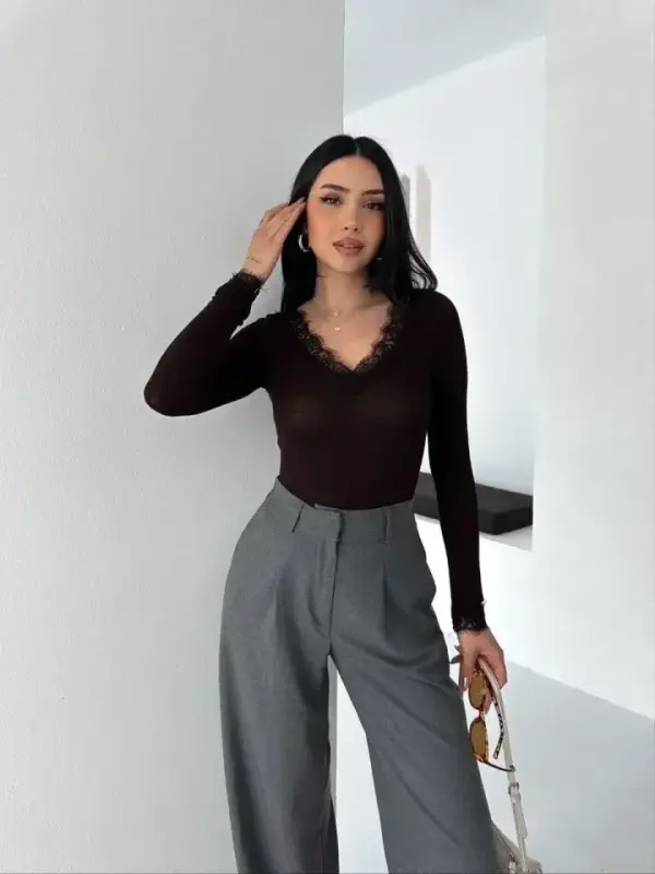 Lace Detail V-Neck Back V-Neck Cashmere Textured Long Sleeve Blouse - Maroon - 2