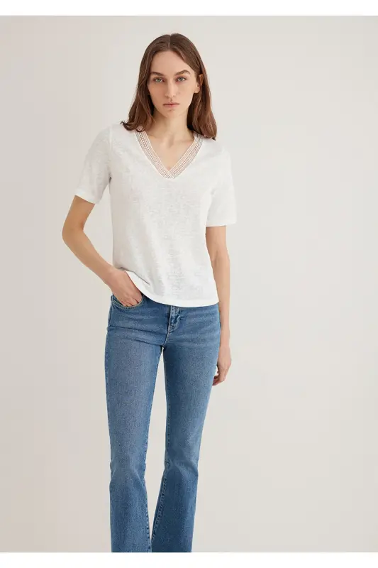 Lace Detailed V-Neck White T-Shirt Regular Fit / N - 1