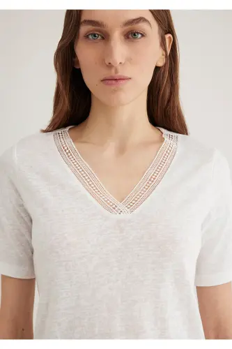Lace Detailed V-Neck White T-Shirt Regular Fit / N - 5