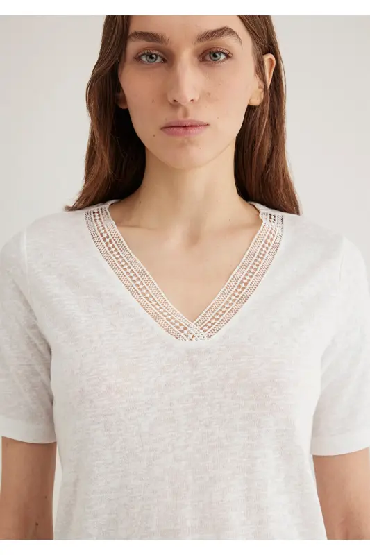 Lace Detailed V-Neck White T-Shirt Regular Fit / N - 5