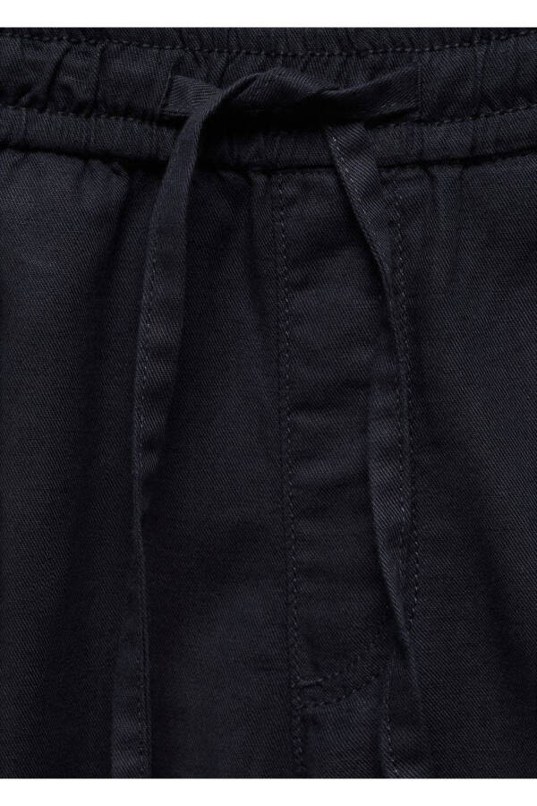 Lace-up linen Bermuda shorts - 5