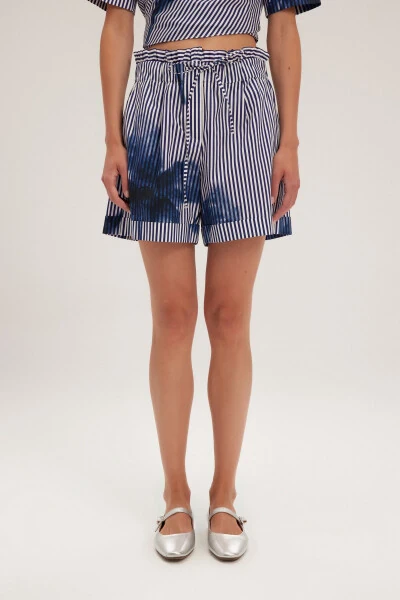Laced Shorts - ADL (1)
