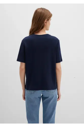 Lacivert Basic Tişört Semi Slim Fit / Yarı Dar Kesim 1612916-86623-Mavi - 4