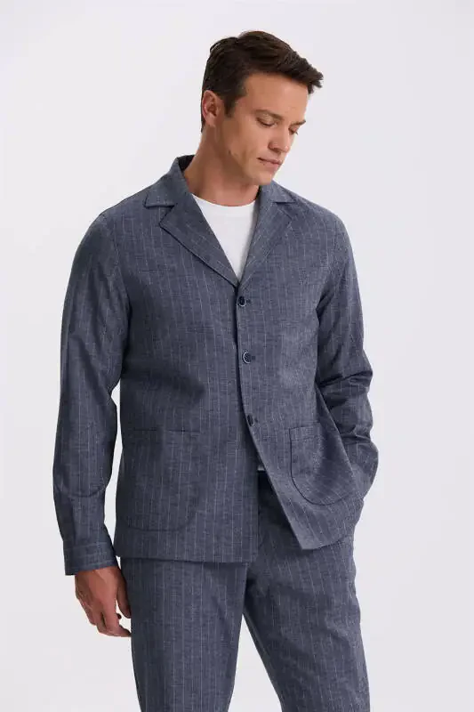 Lacivert Slim Fit Apaş Yaka Keten Karışımlı Çift Yırtmaçlı Çizgili Takım Elbise - 2