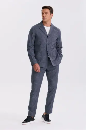 Lacivert Slim Fit Apaş Yaka Keten Karışımlı Çift Yırtmaçlı Çizgili Takım Elbise 
