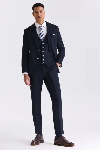 Lacivert Slim Fit Sivri Yaka Yelekli Takım Elbise 