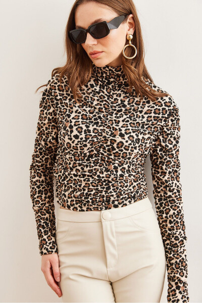 Ladies Stone-Black Front Seam Detail Bonded Elastic Leopard Blouse BLZ-19002781 - 3