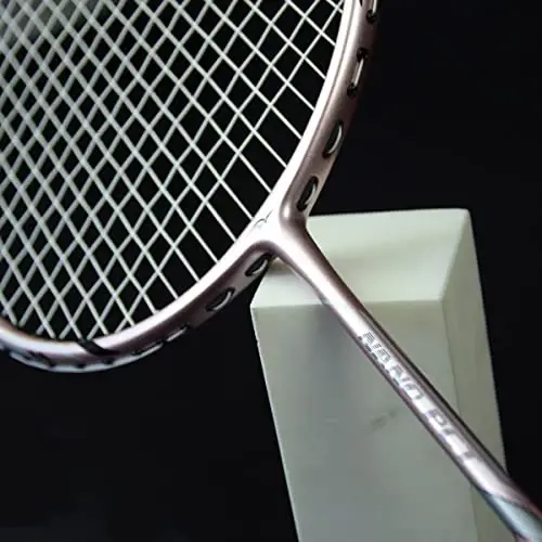 LANGNING Badminton Rackets Set of 2, Upgrade Carbon Lightweight Aldult Badminton Racket for Professional Athletes Training and Competition - 4