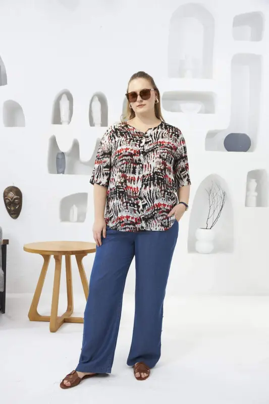 Large Size Batik Print Blouse - 7