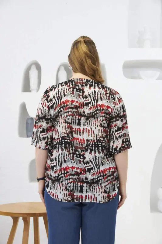 Large Size Batik Print Blouse - 5