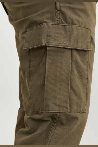 Large size cargo pants with side pockets. - 1