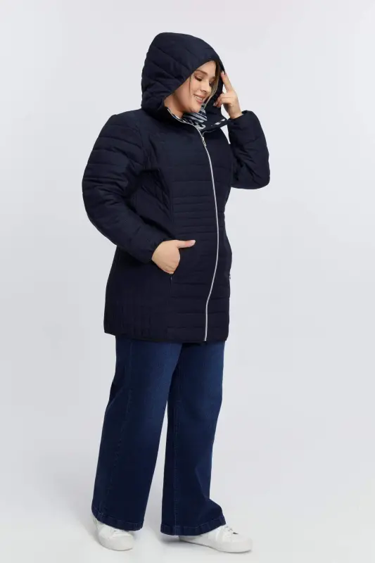 Large Size Toast Quilted Coat Navy Blue - 3