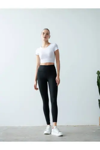 Larissa White Open Back Window Sport T-Shirt - White - 6