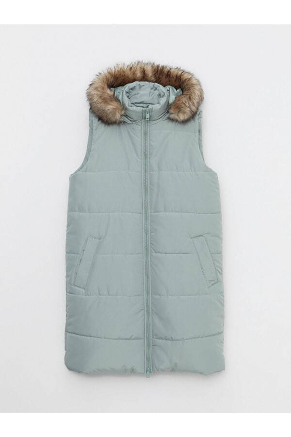 LCW Women's Hooded Puffer Vest - 6