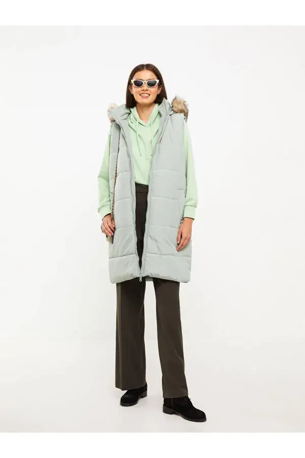 LCW Women's Hooded Puffer Vest - 1