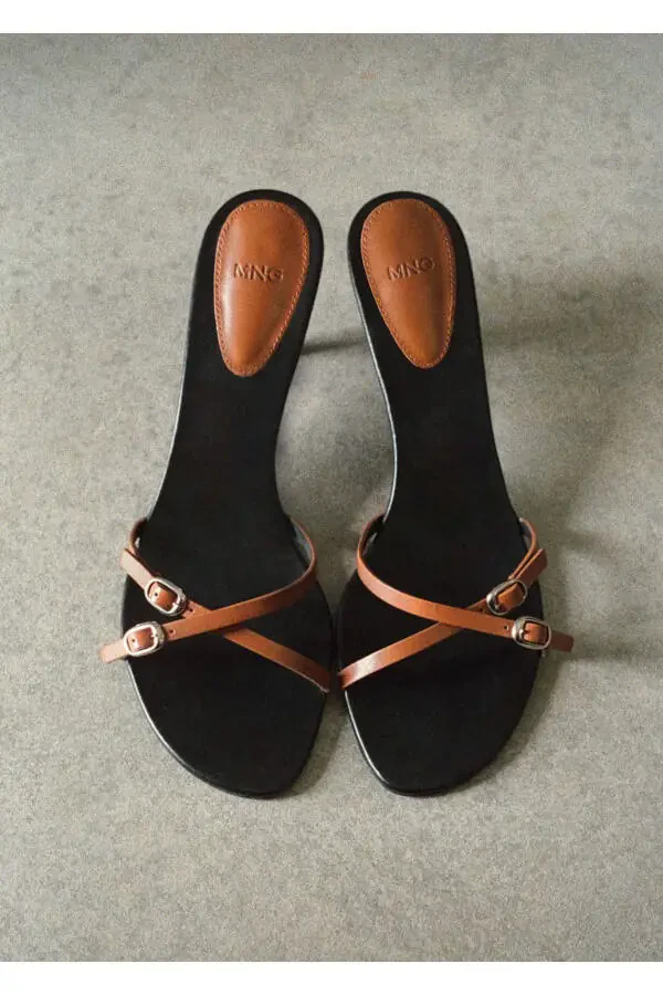 Leather-banded sandals - 6