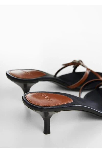 Leather-banded sandals - 7