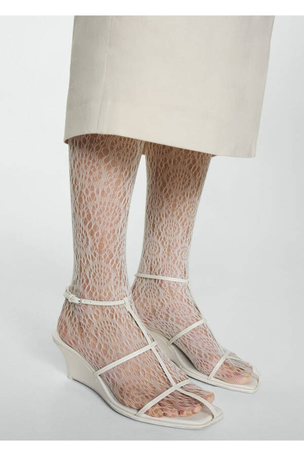 Leather-banded sandals - 2
