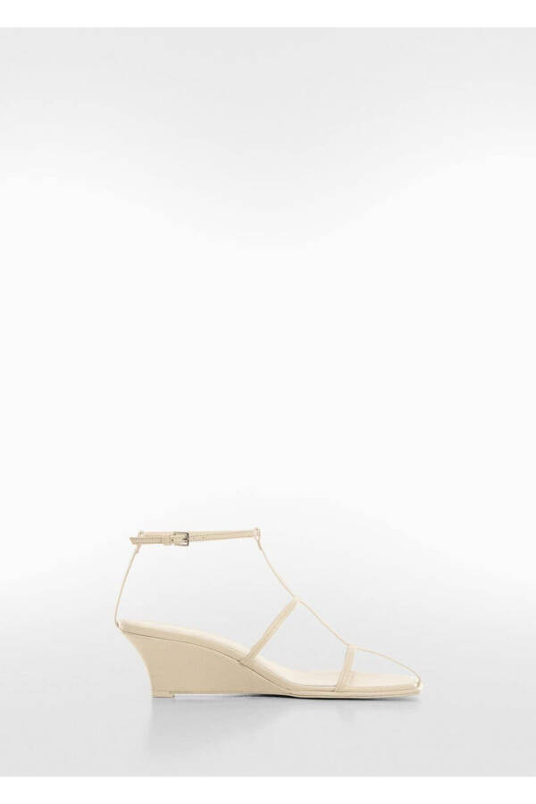 Leather-banded sandals - 3