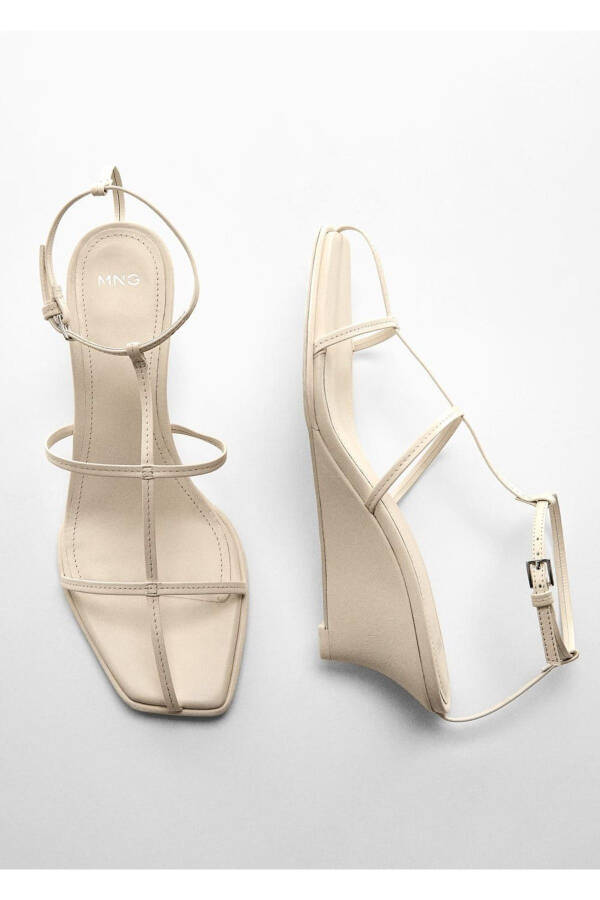Leather-banded sandals - 6