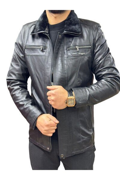 Leather jacket with fur lining and zipper. - 3