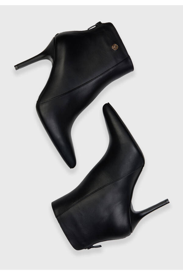 Leather Logo Detail Boots - 3