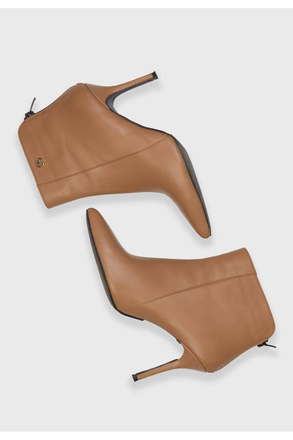 Leather Logo Detailed Boots - 3