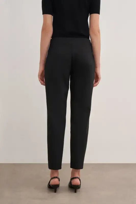 Leather-patched pants - 5