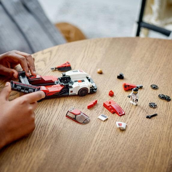 LEGO Speed Champions Porsche 963 76916, Model Araba Yapım Seti, Çocuklar İçin Yarış Aracı Oyuncak, 2023 Koleksiyon Seti ve Sürücü Minfigürü - 1