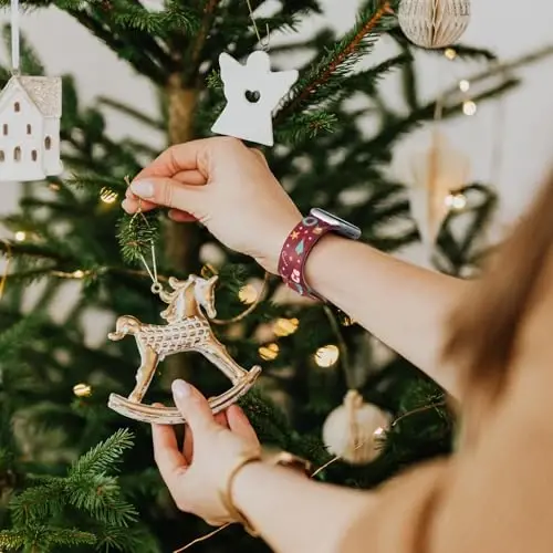 Lenrao Compatible with iWatch Bands for Women, Breathable Sport Silicone Adjustable Wristband Compatible with Apple Watch Bands 42mm 40mm 38mm 41mm for Women Watch Series 10/9/8/7/6/5/4/3/2/1 SE Ultra - 5