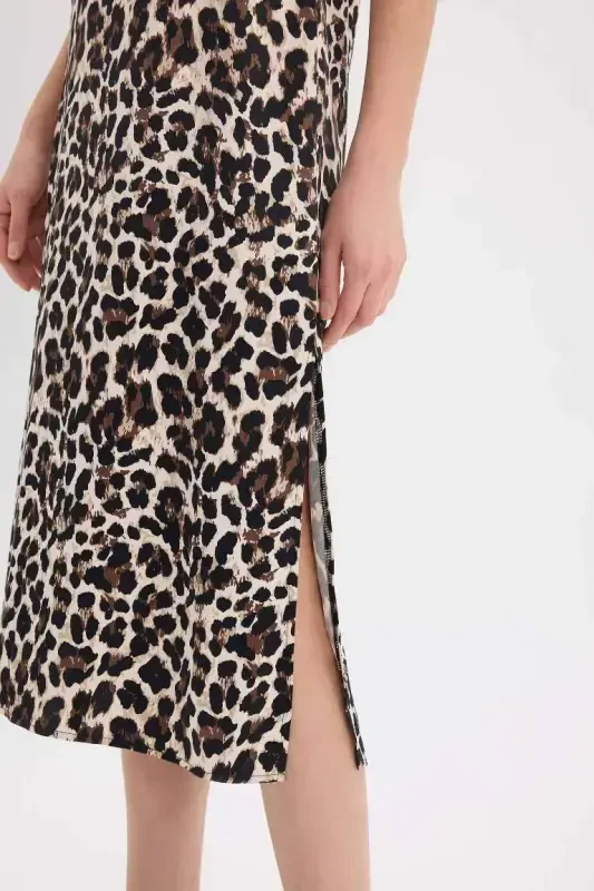 Leopar Desenli Yuvarlak Yaka Saten Kolsuz Midi Abiye Elbise-Siyah - 4