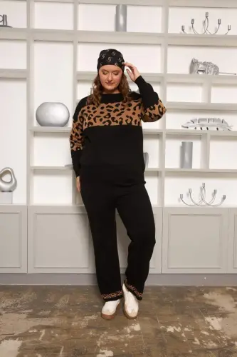 Leopard naqshli katta o'lchamli kostyum - shim va ustki libos, qora rangda - 2