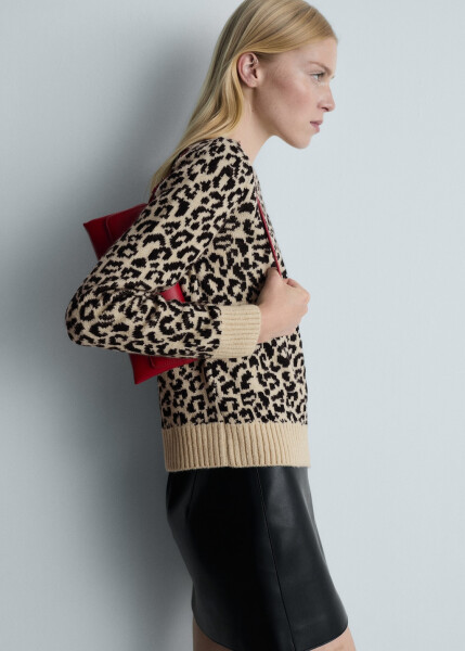 Leopard print, contrast sweater - Beige - 14