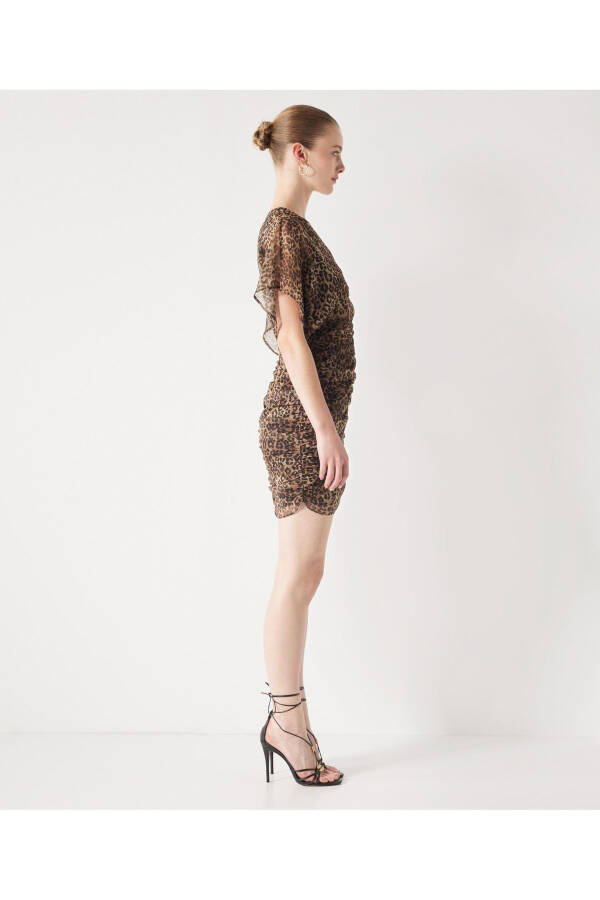 Leopard print ruched dress - 8